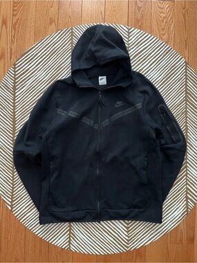 Nike Tech Black Full Zip Fleece (L)